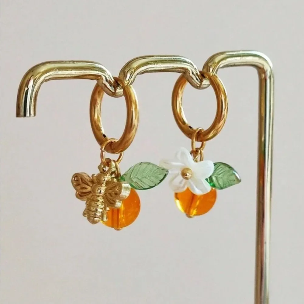 Bee hoop earrings #1544